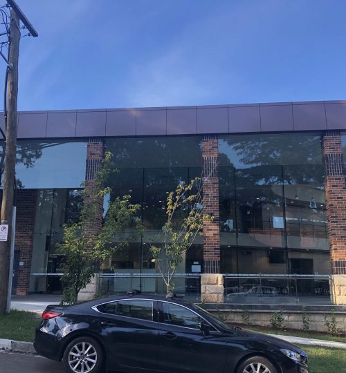 Wind Break & Cafe Wall-min